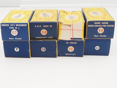 Lot 268 - A group of vintage MATCHBOX MODELS OF...