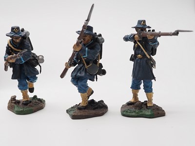 Lot 322 - A group of unboxed figures by COLLECTORS...