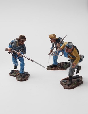 Lot 324 - A group of figures and cannons by COLLECTORS...