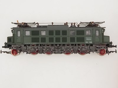 Lot 405 - A group of RIVAROSSI HO gauge German steam and...