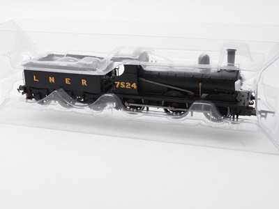 Lot 431 - A pair of OO gauge steam locomotives...