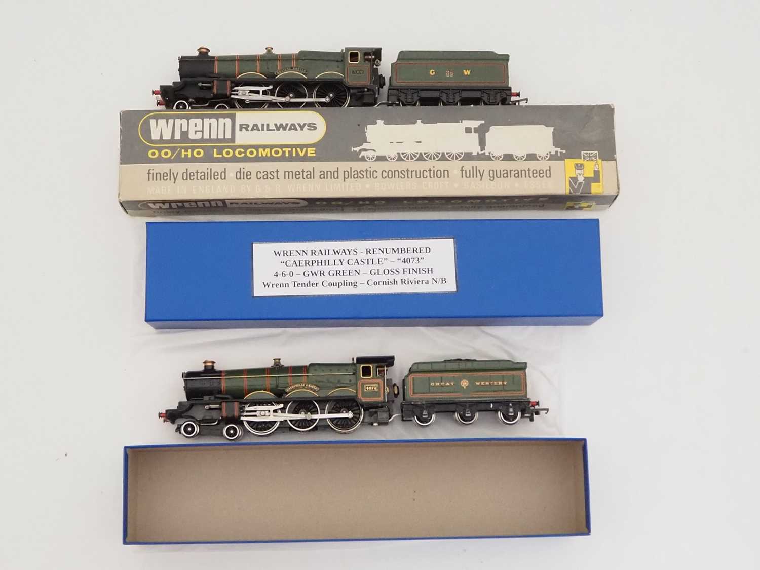 Lot 445 - A pair of WRENN OO gauge Castle Class steam...