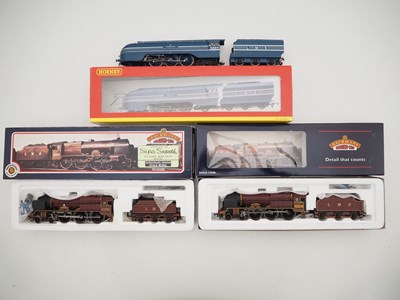 Lot 494 - A group of OO gauge steam locomotives by...