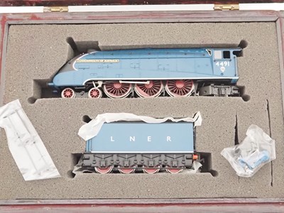 Lot 502 - A BACHMANN OO gauge limited edition...