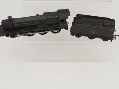 Lot 504 - A group of OO gauge steam and electric...