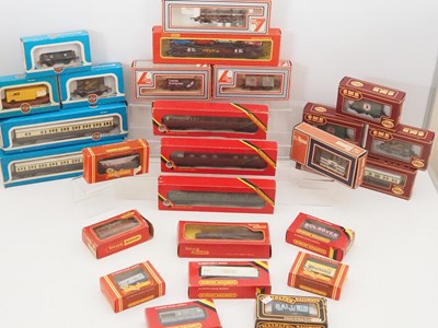 Lot 507 - A group of OO gauge rolling stock by AIRFIX,...