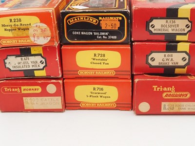 Lot 507 - A group of OO gauge rolling stock by AIRFIX,...