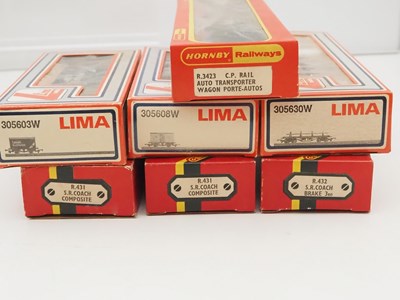 Lot 507 - A group of OO gauge rolling stock by AIRFIX,...