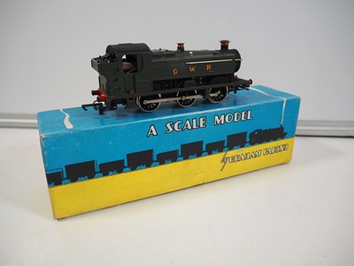 Lot 538 - A pair pf GRAHAM FARISH OO gauge steam...