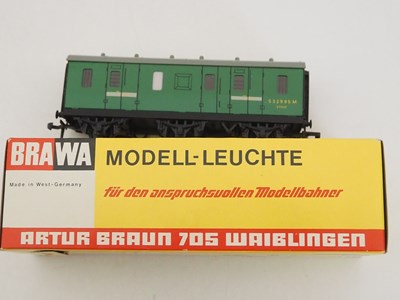 Lot 558 - A pair of OO gauge 'HORNBY DUBLO NEVERWAZZAS'...