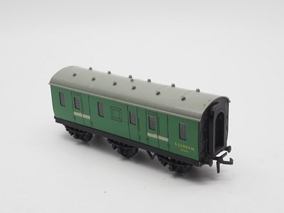 Lot 558 - A pair of OO gauge 'HORNBY DUBLO NEVERWAZZAS'...