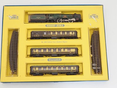 Lot 568 - A HORNBY DUBLO OO gauge 2035 2-rail Pullman...