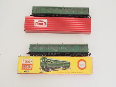 Lot 575 - A HORNBY DUBLO OO gauge 2250 electric motor...