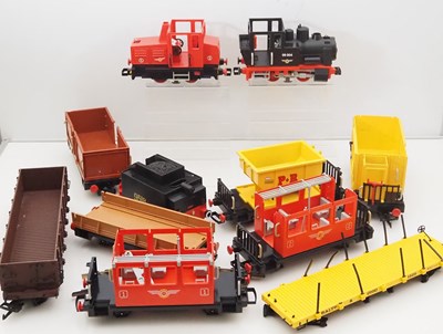 Lot 589 - A box of G gauge rolling stock by PLAYMOBIL to...