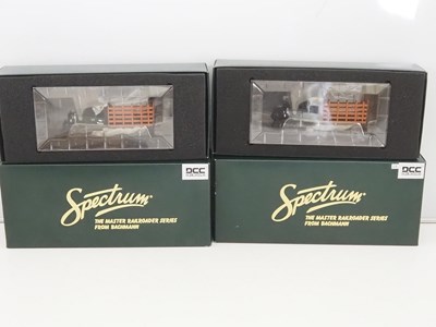 Lot 603 - A pair of SPECTRUM On30 scale motorised rail...