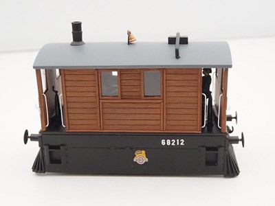 Lot 640 - A SKYTREX kitbuilt O gauge Y6 steam tram...