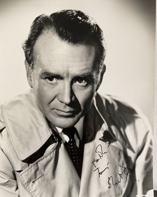 Lot 339 - A collection of male movie star autographs on...