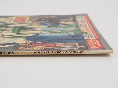 Lot 10 - MARVEL SUPER HEROES: CAPTAIN MARVEL #12 (1967 -...