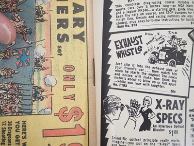 Lot 11 - MARVEL SUPER HEROES: CAPTAIN MARVEL #13 (1968 -...