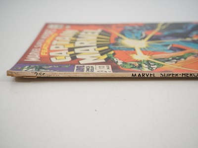 Lot 11 - MARVEL SUPER HEROES: CAPTAIN MARVEL #13 (1968 -...