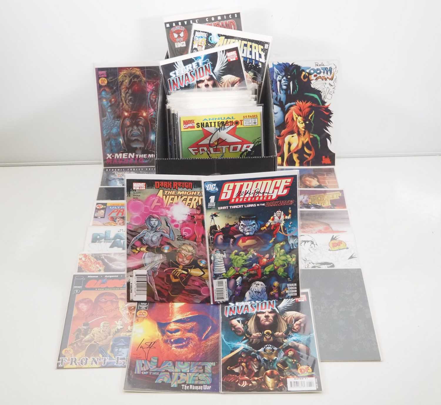 Lot 123 - SIGNED COMIC LOT (100 in Lot) - A large lot of...