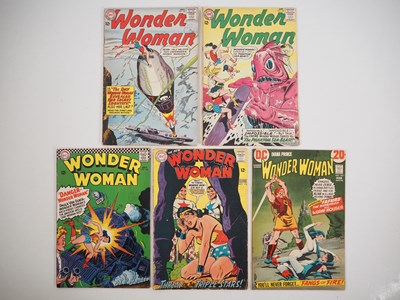 Lot 161 - WONDER WOMAN #139, 145, 163, 176, 202 (5 in...