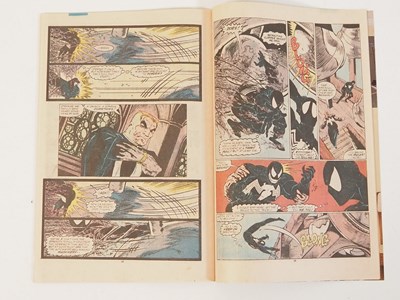 Lot 323 - AMAZING SPIDER-MAN #300 - (1988 - MARVEL) -...