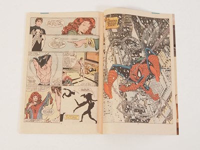 Lot 323 - AMAZING SPIDER-MAN #300 - (1988 - MARVEL) -...