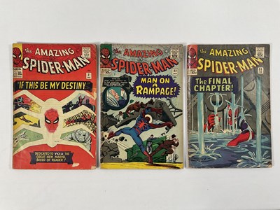 Lot 498 - AMAZING SPIDER-MAN #31, 32, 33 (3 in Lot) -...