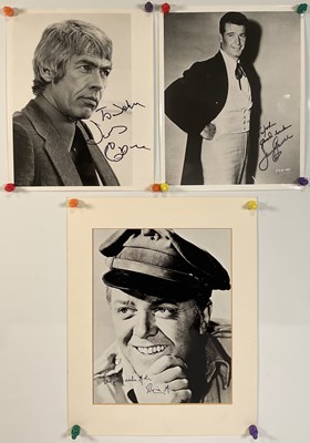 Lot 329 - THE GREAT ESCAPE AUTOGRAPHS - A trio of...