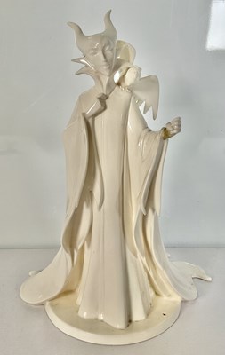Lot 405 - WALT DISNEY CLASSICS COLLECTION - Sleeping...