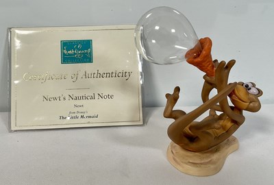 Lot 405 - WALT DISNEY CLASSICS COLLECTION - Sleeping...