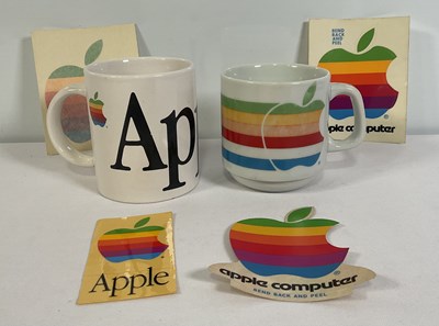 Lot 503 - APPLE COMPUTERS - Apple collectibles and...