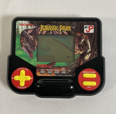 Lot 509 - A collection of 1980s / 90s handheld video...