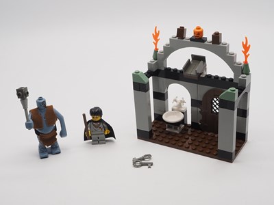 Lot 2 - LEGO 4712 - Harry Potter - Troll on the Loose -...