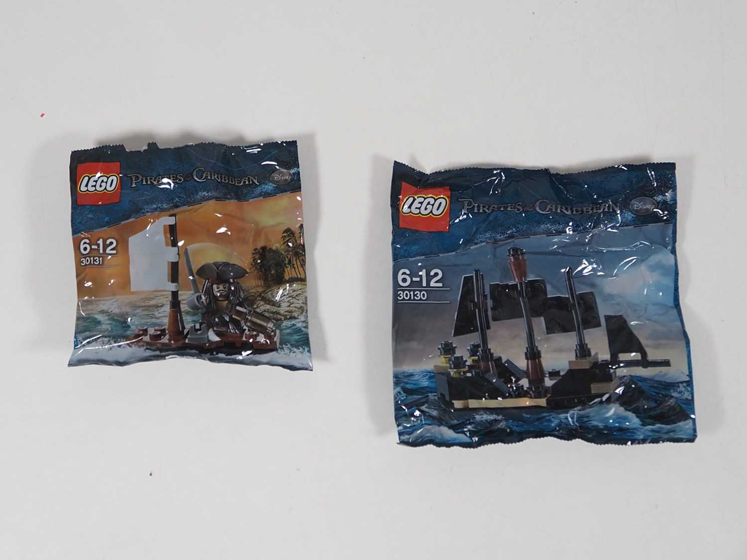 Lot 7 - LEGO - Pirates of the Caribbean - On Stranger...