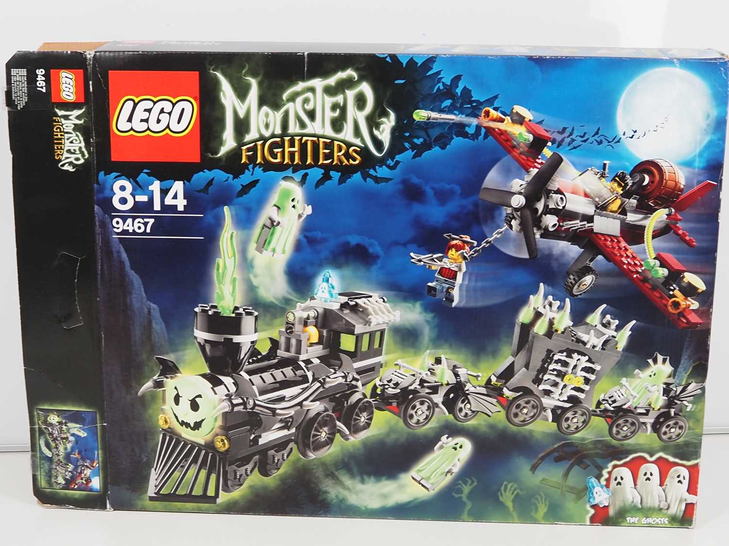 Lot 13 - LEGO 9467 - Monster Fighters: The Ghost Train -...