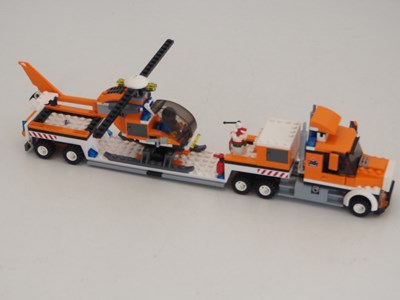 Lot 38 - LEGO CITY 7686 - Helicopter Transporter -...