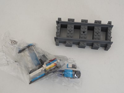 Lot 49 - LEGO HIDDEN SIDE 70424 - Ghost Train Express -...
