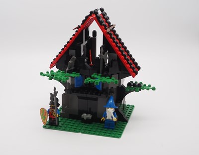 Lot 61 - LEGO SYSTEM 6048 - Castle - Dragon Knights -...