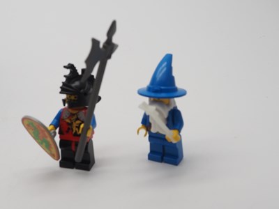 Lot 61 - LEGO SYSTEM 6048 - Castle - Dragon Knights -...