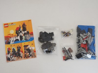 Lot 62 - LEGO SYSTEM 6075 - Castle - Wolfpack -...