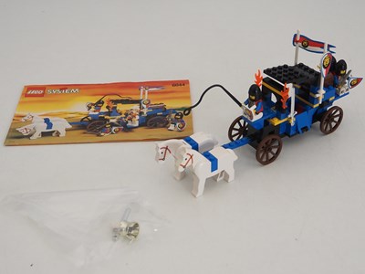 Lot 63 - LEGO SYSTEM 6044 - Castle - Royal Knights -...