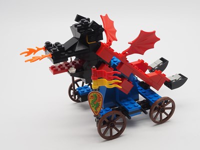 Lot 64 - LEGO SYSTEM 6043 Castle - Dragon Knights -...