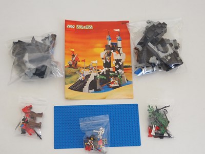 Lot 66 - LEGO SYSTEM 6078 Castle - Royal Knights -...