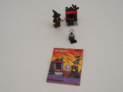 Lot 68 - LEGO SYSTEM 6027 Castle - Fright Knights - Bat...