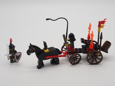 Lot 68 - LEGO SYSTEM 6027 Castle - Fright Knights - Bat...