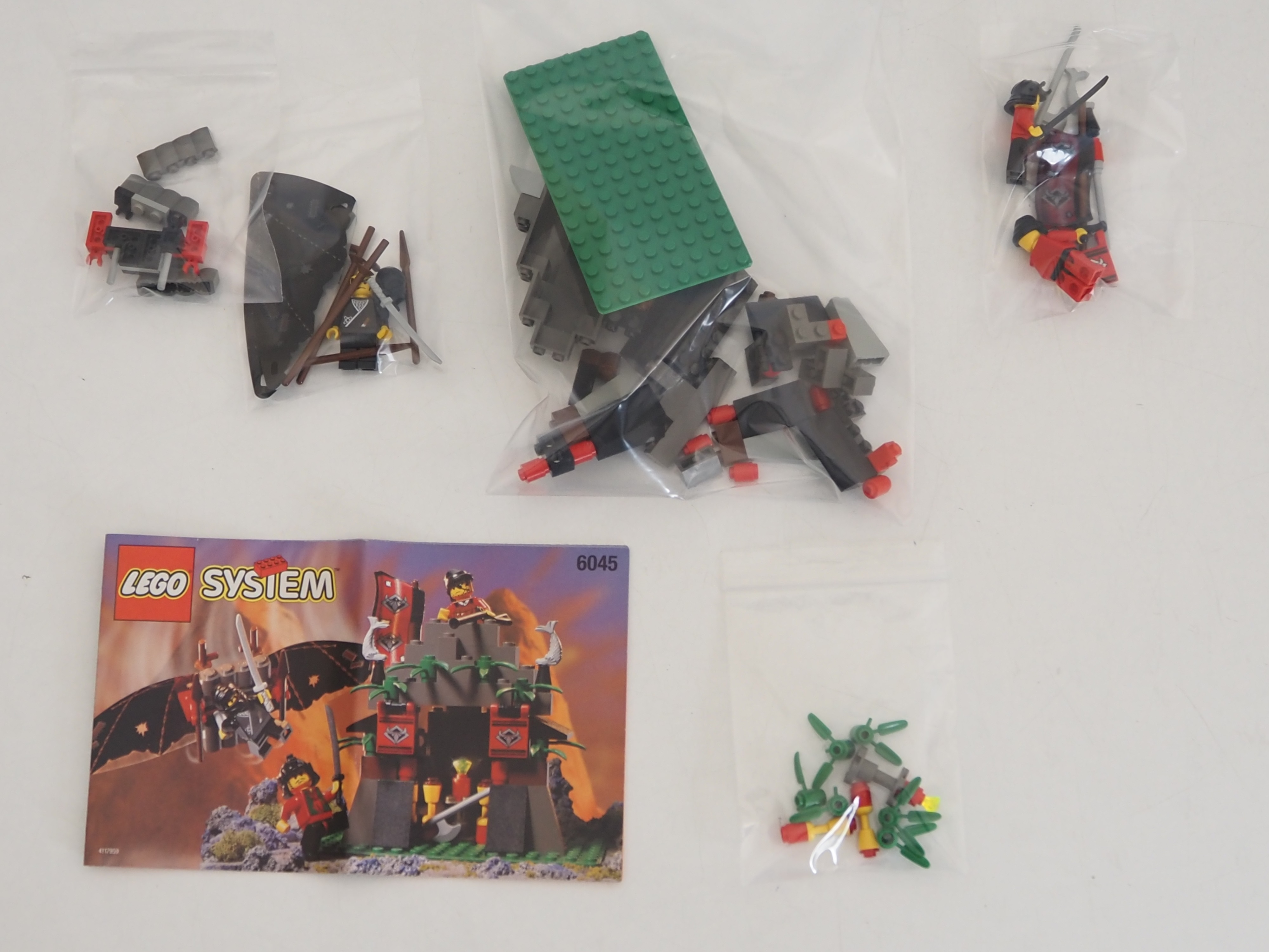 Lot 74 - LEGO SYSTEM 6045 NINJA - Ninja Surprise -
