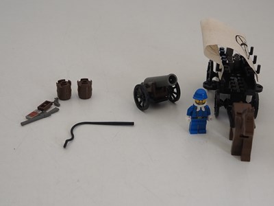 Lot 76 - LEGO SYSTEM 6716 WESTERN - Covered Wagon...