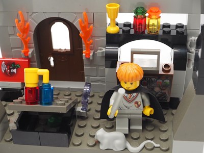 Lot 83 - LEGO HARRY POTTER 4705 - Philosopher's Stone...